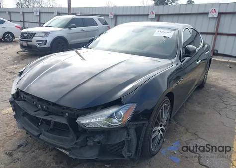 2018 Maserati Ghibli z USA, uszkodzony, nr VIN ZAM57XSA1J1286691